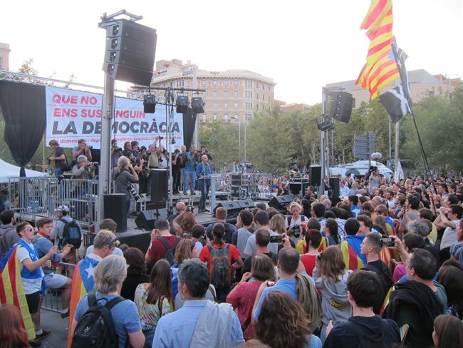 Acto de O.Junqueras, J.Turull, D.Sabater, J.Cuixart, M.Boya, L.Llach | EUROPA PRESS ep actoojunqueras jturull dsabater jcuixart mboya lllach