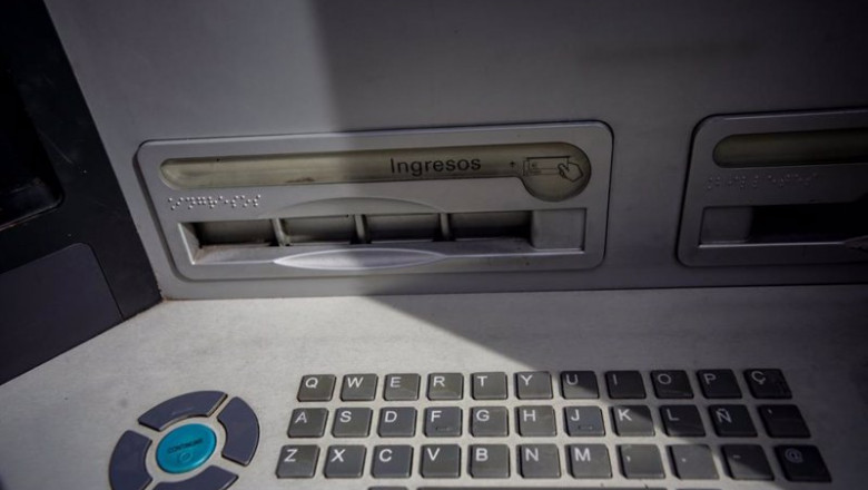 Archivo - Cajero automático de un banco | Ricardo Rubio - Europa Press - Archivo ep archivo cajero automatico de un banco
