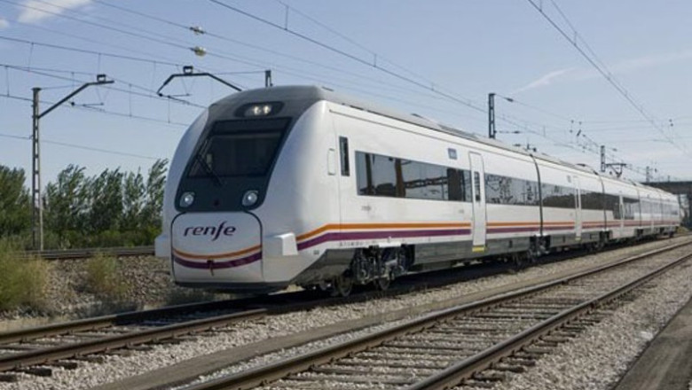 ep archivo   tren de media distancia en una imagen de archivo