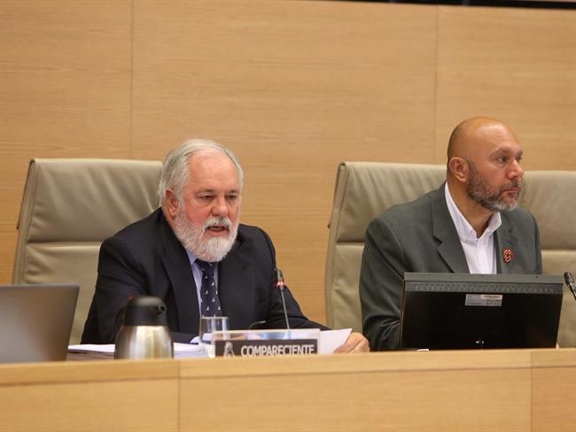 El comisario europeo Miguel Arias Cañete, compareciendo en el Congreso | CONGRESO ep comisario europeo miguel arias canete compareciendocongreso