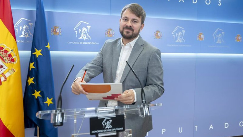 ep el diputado de compromis y portavoz adjunto de sumar en el congreso alberto ibanez durante una