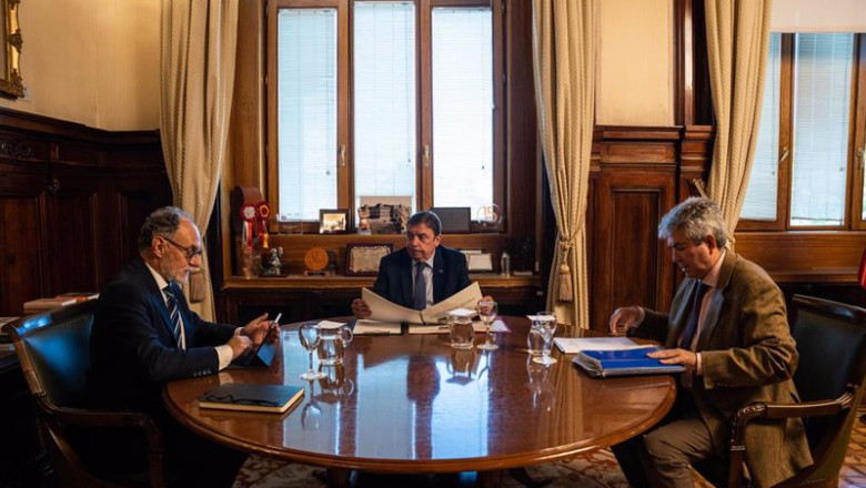ep el ministro de agricultura pesca y alimentacion luis planas c y el director del gabinete del ep el ministro de agricultura pesca y alimentacion luis planas c y el director del gabinete del