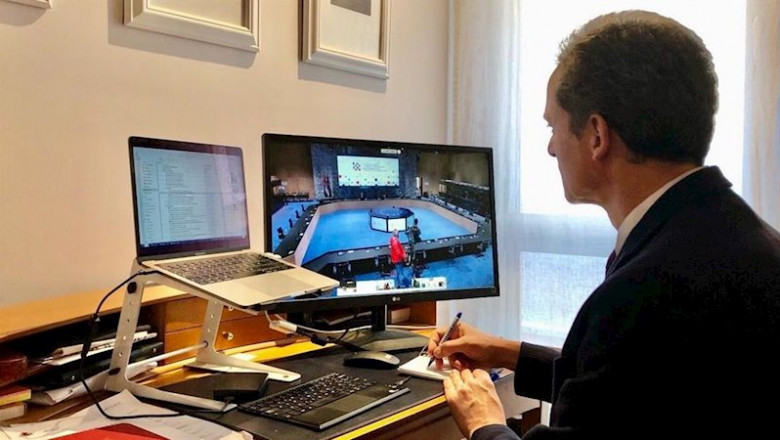 ep el ministro de ciencia e innovacion pedro duque en la reunion por videoconferencia con sus ep el ministro de ciencia e innovacion pedro duque en la reunion por videoconferencia con sus