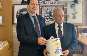 ep el secretario xeral de los socialistas gallegos gonzalo caballero visita la empresa bonilla a la