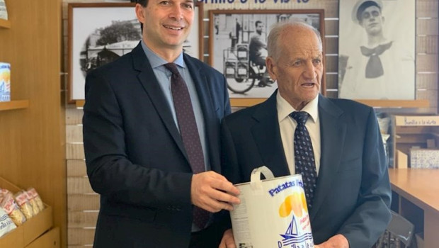 ep el secretario xeral de los socialistas gallegos gonzalo caballero visita la empresa bonilla a la
