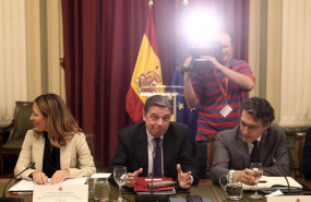 ep i-d la secretaria de estado de comercio xiana mendez el ministro de agricultura pesca y