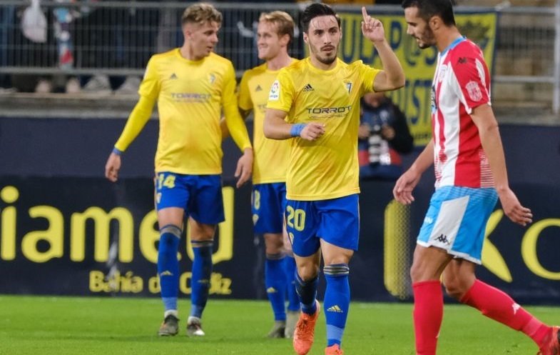 Iza Carcelén celebra un gol con el Cádiz CF. | LALIGA ep iza carcelen celebra un gol con el cadiz cf