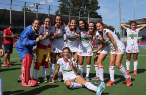 ep la seleccion espanola de hockey hierba con su medalla de bronce en el campeonato de europa