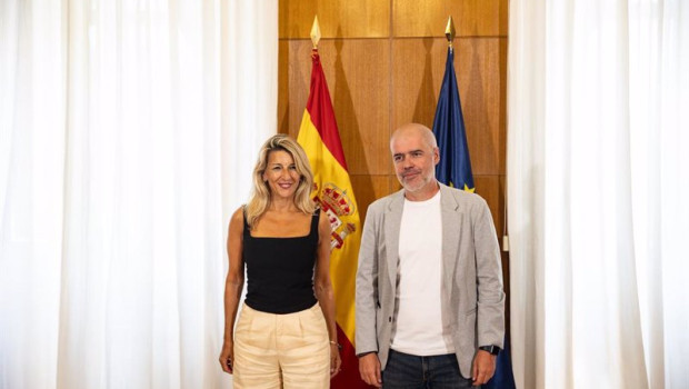 ep la vicepresidenta segunda del gobierno yolanda diaz y el secretario general de ccoo unai sordo en