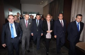 ep lorenzo amor juanma moreno fatima banez
