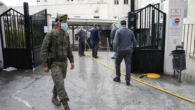 ep los legionarios acuden a granada para prestar servicio de informacion por la cuarentena del ep los legionarios acuden a granada para prestar servicio de informacion por la cuarentena del