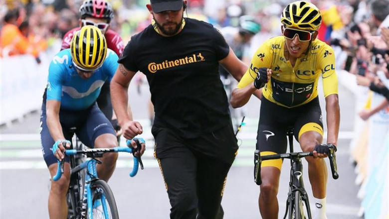 Mikel Landa cruza la meta en Val Thorens junto al colombiano Egan Bernal en el Tour de Francia | George Deswijzen/PRO SHOTS/A/AFP7/Europapress ep mikel landa cruzametaval thorensal colombiano egan bernaltourfrancia