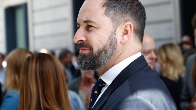 El presidente de Vox, Santiago Abascal, a la salida de la sesión de la primera investidura fallida del candidato socialista a la Presidencia del Gobierno. | Óscar J.Barroso - Europa Press ep presidentevox santiago abascal asalidala sesionla primera investidura fallidacandidato socialistala presidenciagobierno