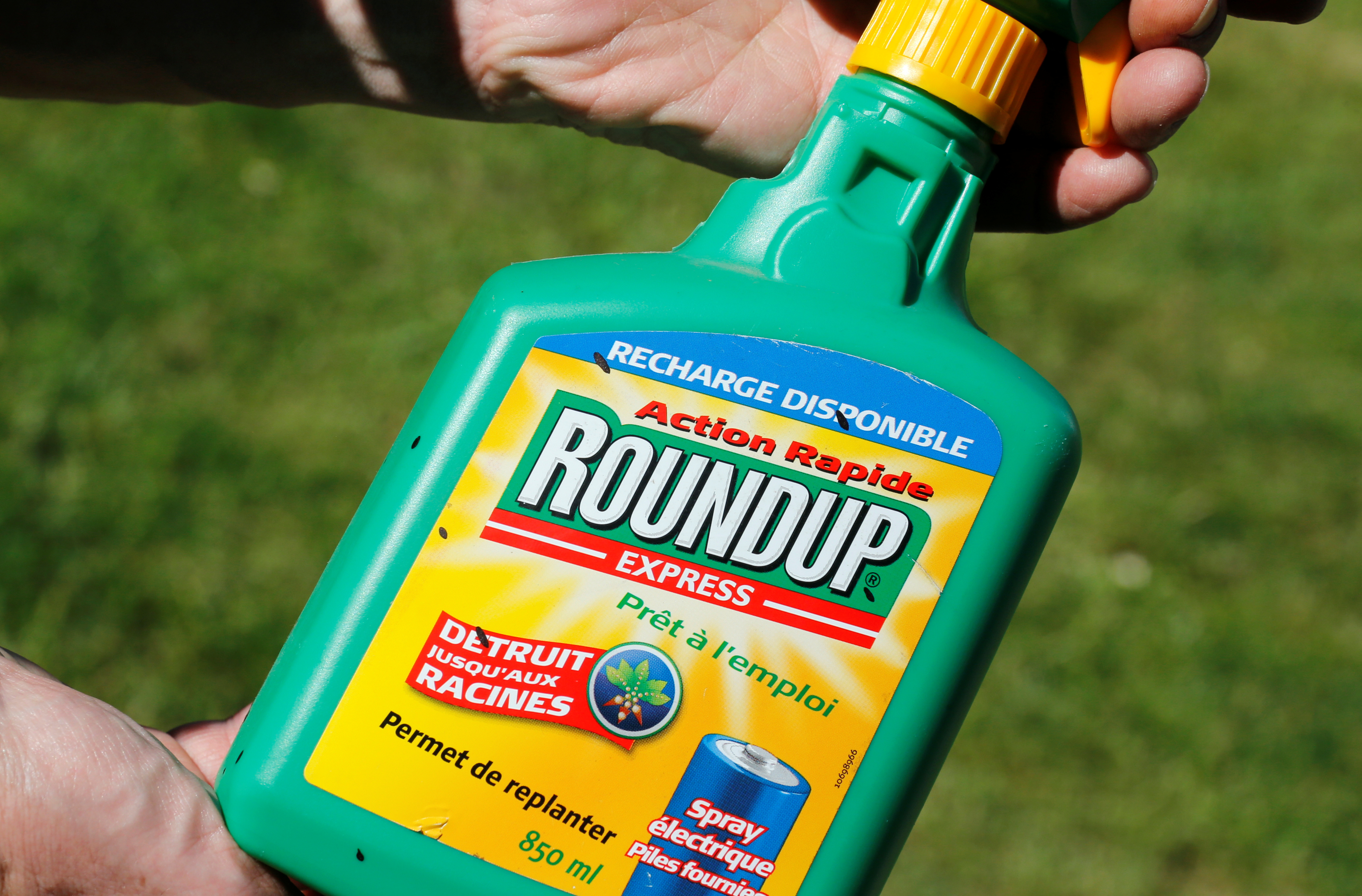 bayer-serait-pret-a-transiger-pour-8-milliards-de-dollars-sur-le-roundup bayer-serait-pret-a-transiger-pour-8-milliards-de-dollars-sur-le-roundup