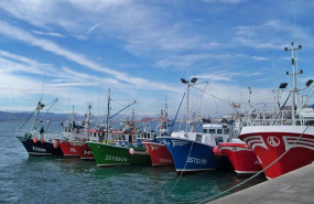 ep archivo   barcos pesqueros cantabros