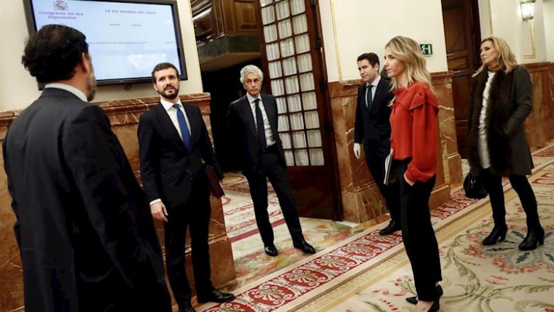 El líder del PP, Pablo Casado, guardando las distancias con sus diputados en la última sesión plenaria | Pool ep el lider del pp pablo casado guardando las distancias con sus diputados en la ultima sesion