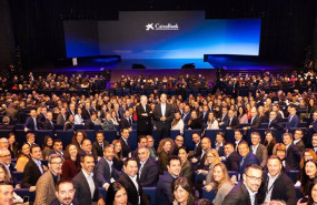 ep el presidente de caixabank tomas muniesa y el consejero delegado gonzalo gortazar junto a los