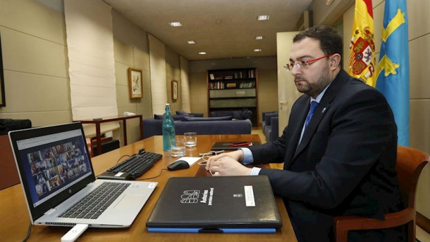 ep el presidente del principado el socialista adrian barbon participa en la videoconferencia con
