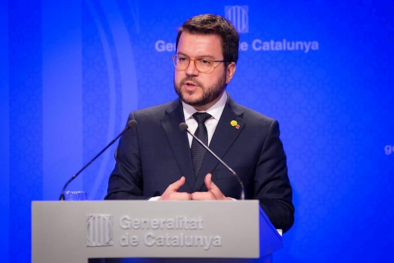 ep el vicepresidente de la generalitat de catalunya pere aragons en una rueda de prensa
