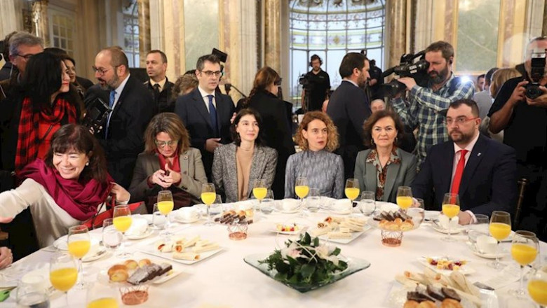 (I-D) La presidenta del PSOE, Cristina Narbona; la vicepresidenta cuarta y ministra para la Transición Ecológica y el Reto Demográfico, Teresa Ribera; la presidenta del Senado, Pilar Llop; la presidenta del Congreso, Meritxell Batet; la vicepresidenta pri | Marta Fernández Jara - Europa Press ep i-d la presidenta del psoe cristina narbona la vicepresidenta cuarta y ministra para la