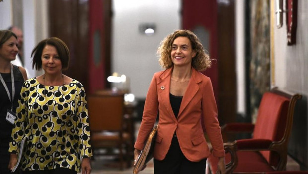 ep i-d la secreataria segundala mesacongresolos diputados sofia hernanz psoe ypresidentacongresolos diputados meritxell batet psoe