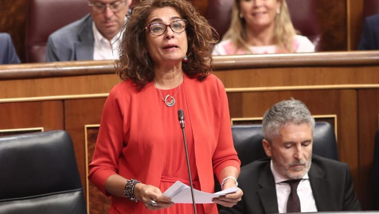 La ministra de Hacienda en funciones, María Jesús Montero, durante la sesión de control al Gobierno en funciones. | Eduardo Parra - Europa Press ep la ministra de hacienda en funciones maria jesus montero durante la sesion de control al gobierno