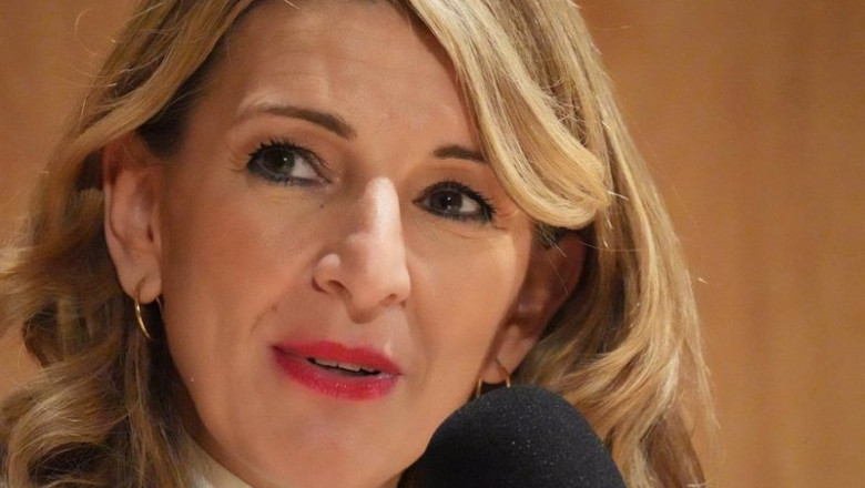 La vicepresidenta segunda y ministra de Trabajo y Economía Social, Yolanda Díaz, en el debate ‘Trabajo digno, vida buena’, durante el encuentro ‘Miradas Ambplias’, de Podemos-Ahal Dugu, en el BEC de Barakaldo (Bizkaia) | H.Bilbao - Europa Press ep la vicepresidenta segunda y ministra de trabajo y economia social yolanda diaz en el debate