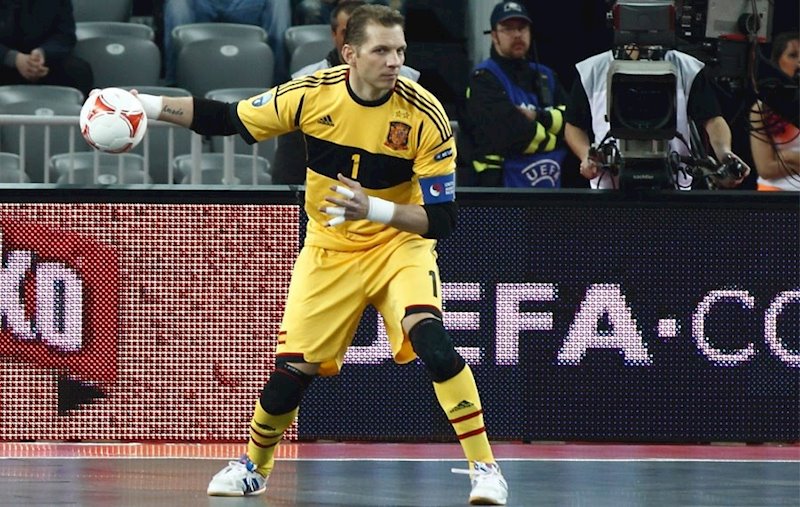 ep luis amado jugando con la seleccion espanola