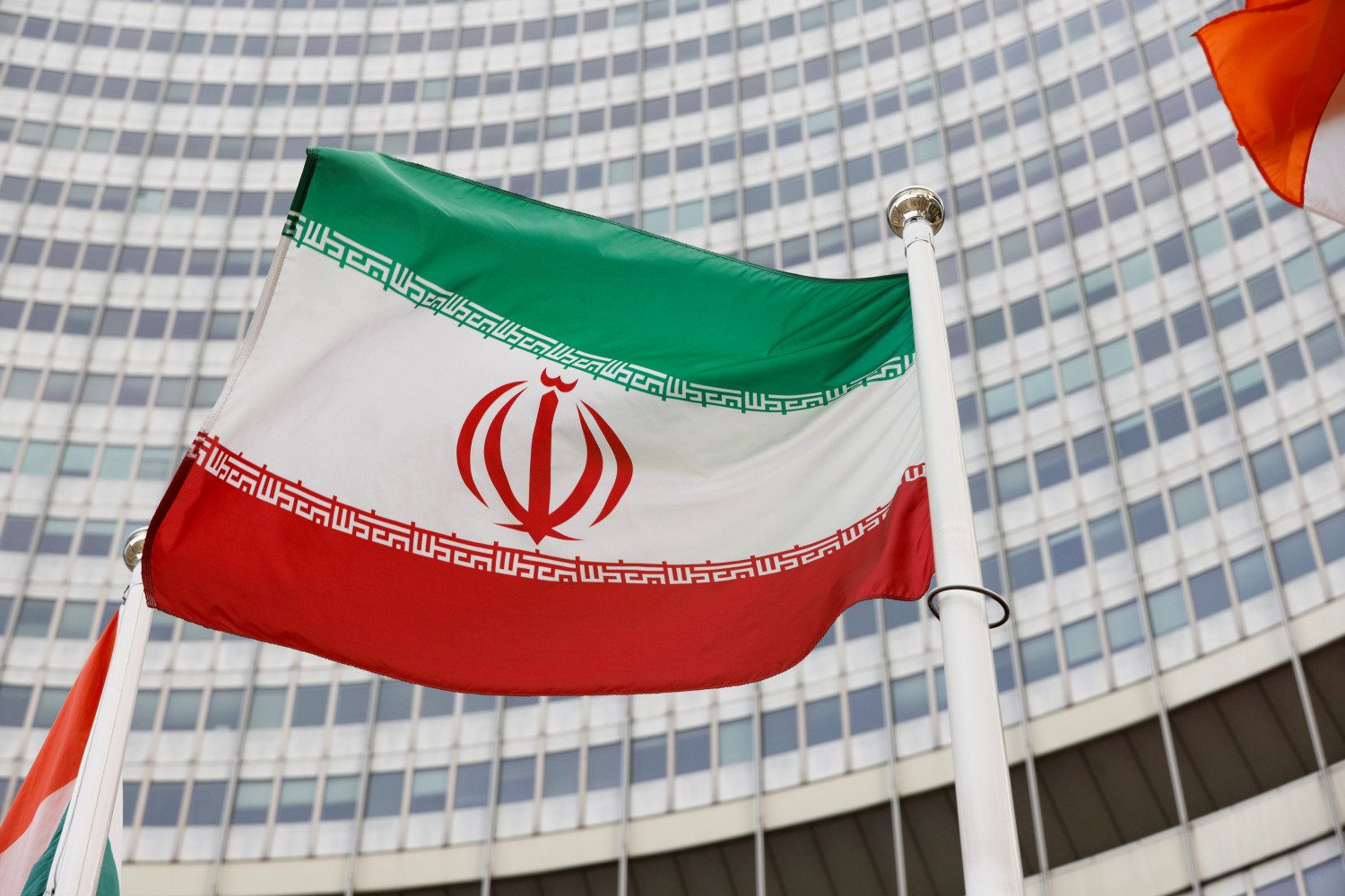 l iran n a pas fourni d explications sur des traces d uranium deplore l aiea 