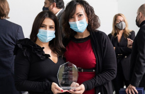 1608513264 imagen de las franquiciadas de d u as reus con el premio 1608513264 imagen de las franquiciadas de d u as reus con el premio