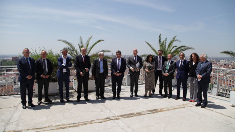 1623396002 foto grupo premios d i 1