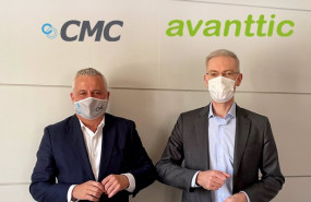 ep a la derecha jaime hortelano el presidente y consejero delegado del grupo cmc a la izquierda el
