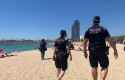 ep agentes de la guardia urbana en la playa de barcelona en una imagen de archivo ep agentes de la guardia urbana en la playa de barcelona en una imagen de archivo