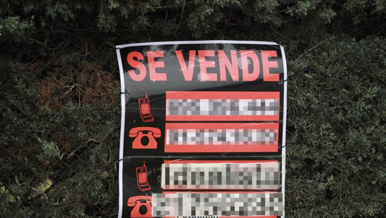ep archivo   cartel de se vende en un inmueble