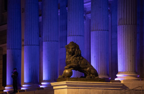 ep archivo la fachada del congreso de los diputados iluminada de color morado ep archivo la fachada del congreso de los diputados iluminada de color morado