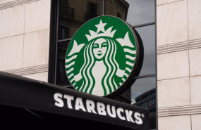 ep archivo   una cafeteria de la franquicia starbucks en barcelona en barcelona catalunya espana
