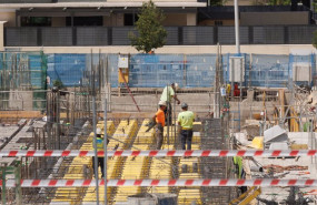 ep archivo   varios obreros durante la construccion de una obra a 10 de mayo de 2023 en madrid