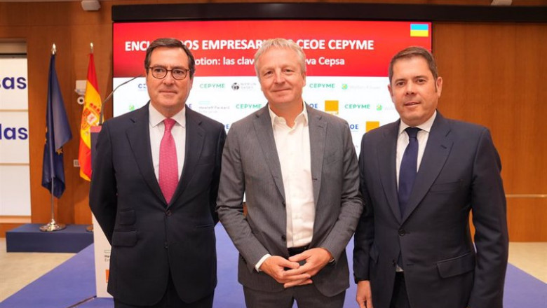 ep de izda a dcha el presidente de la ceoe antonio garamendi el ceo de cepsa maarten wetselaar y el