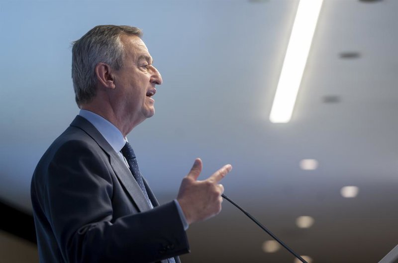 S&P mejora la perspectiva de Sabadell a positiva y reafirma su rating de emisor