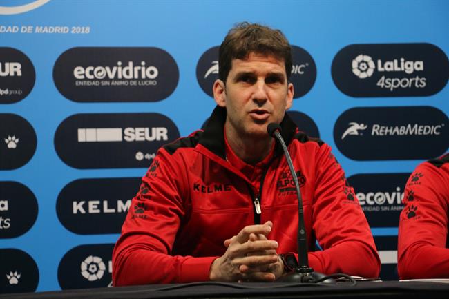 El entrenador de ElPozo Murcia, Duda | LNFS ep entrenadorelpozo murcia duda