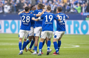 ep futbol- el schalke 04 congela sus negociaciones de fichajes y bajas por el coronavirus