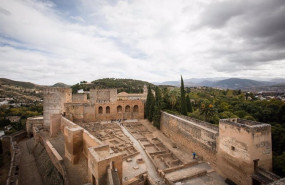 ep imagen exterior de la alhambra de granada