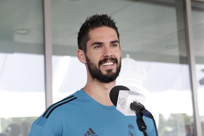 ep isco real madrid atiendela prensa