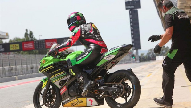 ep la piloto espanola de superbikes ana carrasco en el circuit de barcelona-catalunya en mayo de