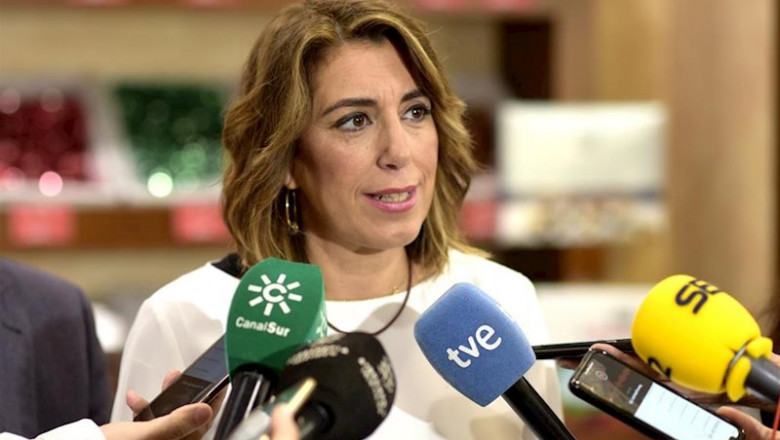 ep la secretaria general del psoe-a susana diaz atiende a los medios de comunicacion en antequera