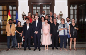 ep los reyes reciben en audiencia a representantes de la sociedad civil cubana en la embajada de