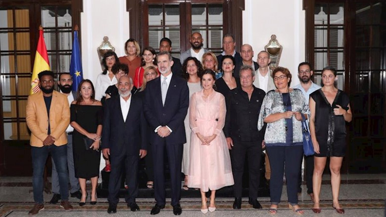 Los Reyes reciben en audiencia a representantes de la sociedad civil cubana en la Embajada de España | CASA REAL ep los reyes reciben en audiencia a representantes de la sociedad civil cubana en la embajada de