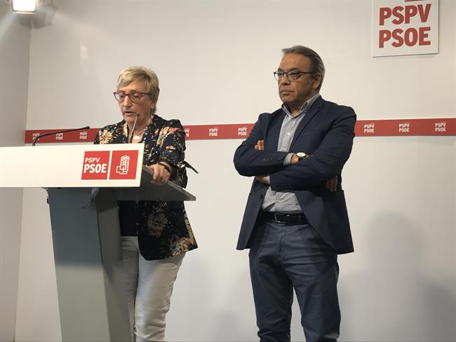 ep los socialistas ana barcelo y manuel matala ruedaprensa