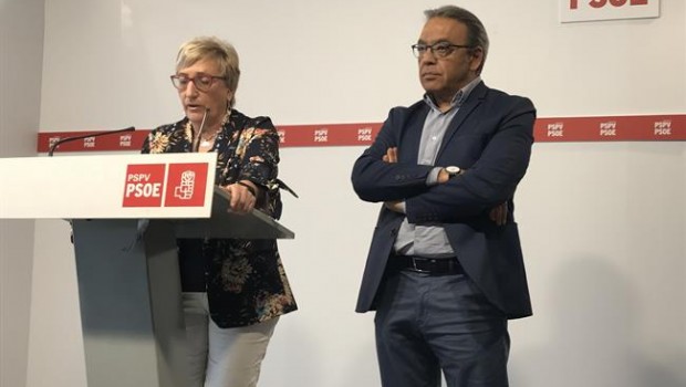 ep los socialistas ana barcelo y manuel matala ruedaprensa