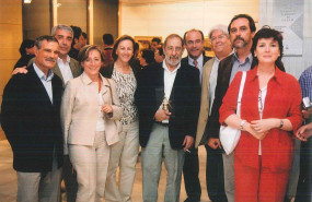 foto archivo alvaro siza recogiendo la distincion de honor de la demarcacion de guadalajara de coacm en 2003 1 